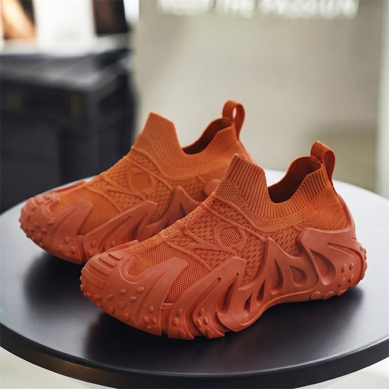 Running Gear On - Sepatu Sneakers Rajut Slip On Oranye