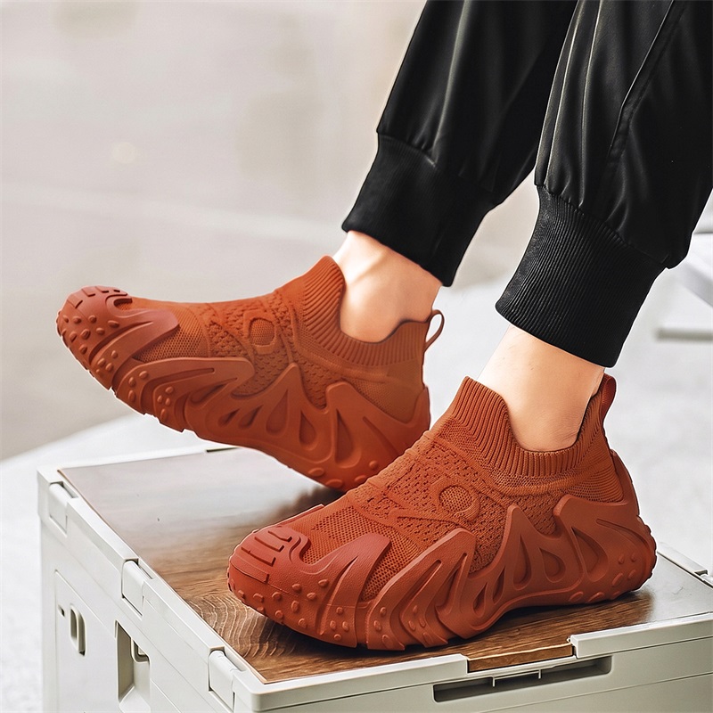 Sepatu Sneakers Rajut Slip On  - Running Gear On ulasan dan harga